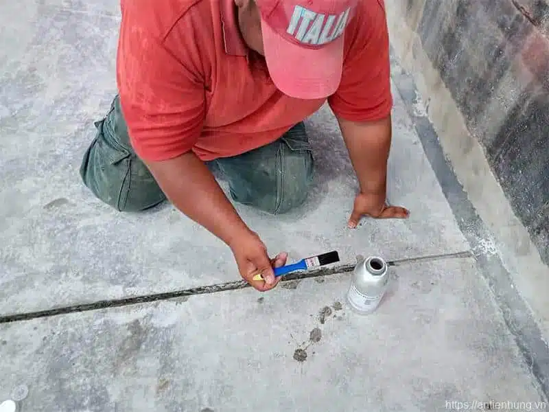 Tạo nền vững chắc với Sika Primer 3N