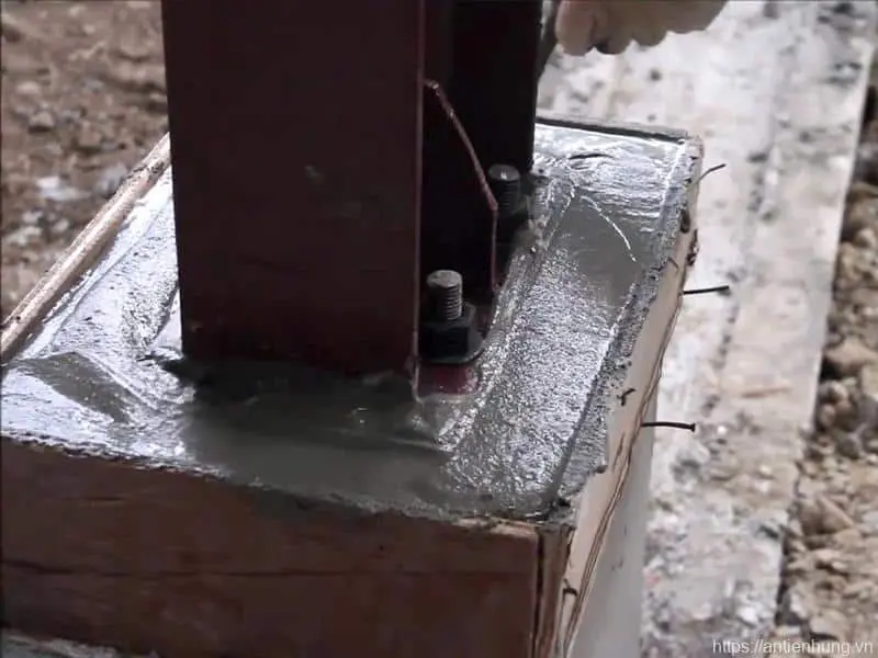 Sikagrout 212-11: Khả năng tự san phẳng và bù co ngót