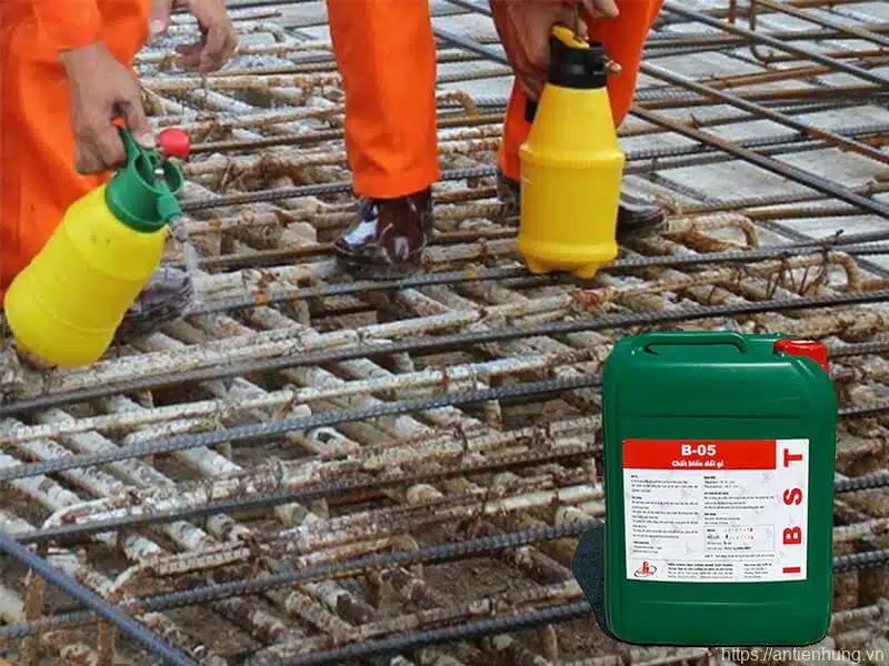 Cách sử dụng chất tẩy gỉ B05 trong xây dựng