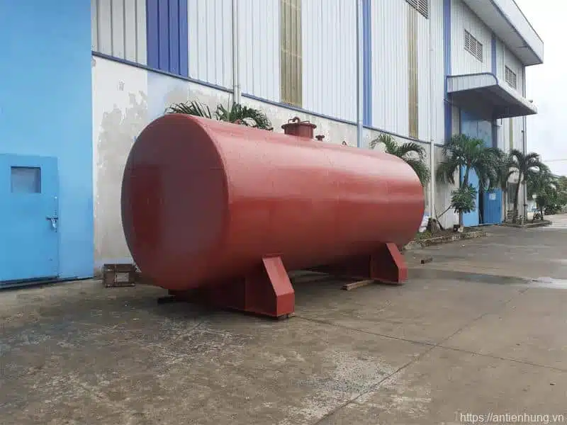Loại sơn có khả năng chống rỉ, tương thích với nhiều bề mặt, và dễ thi công.
