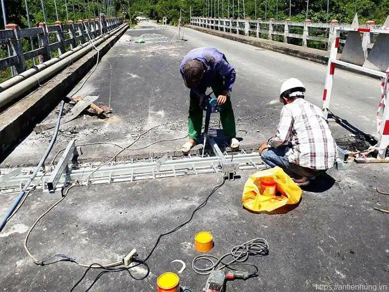 HƯỚNG DẪN THI CÔNG SIKADUR 731