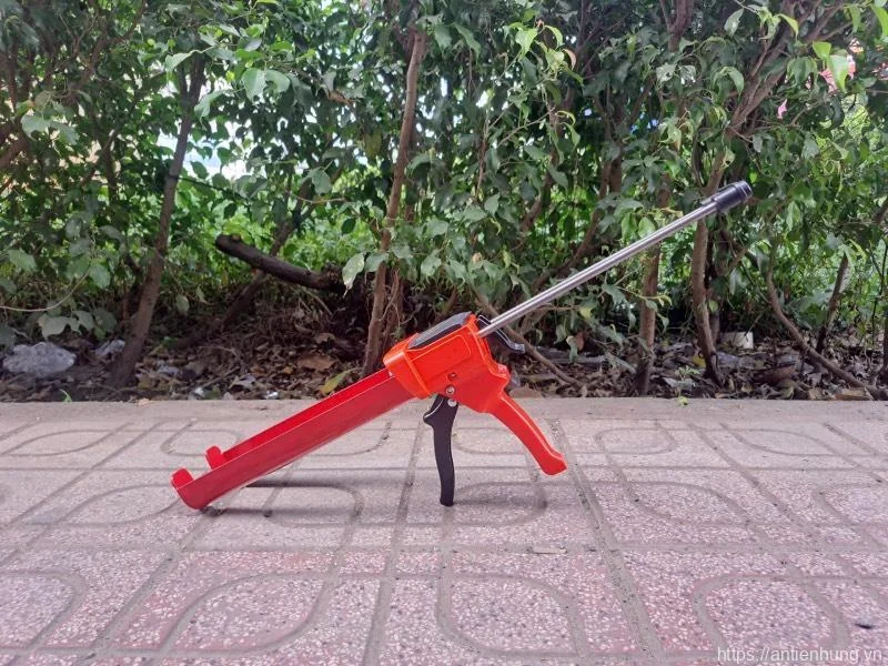 Súng bắn cho Hóa Chất Cấy Thép Unika Pe-600ex