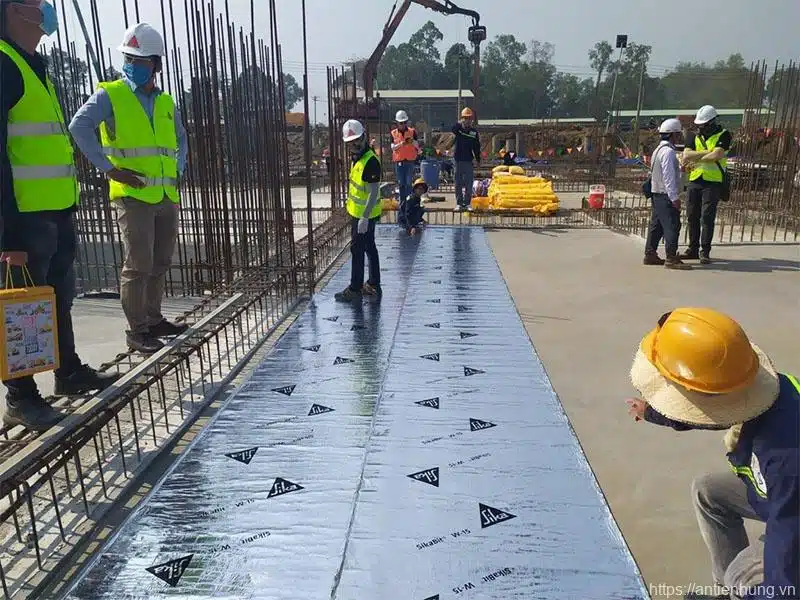 Thi Công Chống Thấm Bằng Màng Sikabit W15