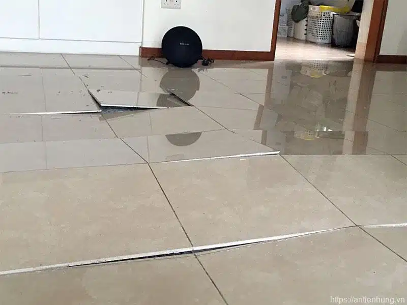 Xử Lý Nền Gạch Bị Phồng Bộp