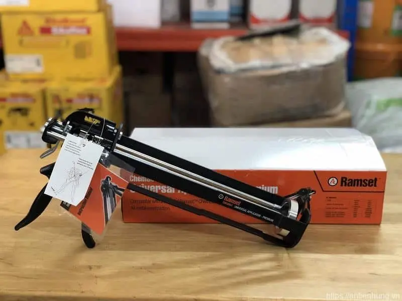 Dụng cụ bơm keo Ramset CUAP