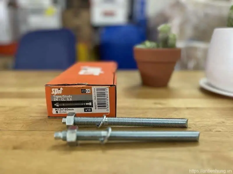 THANH REN MẠ KẼM SPIT STUD M12x160