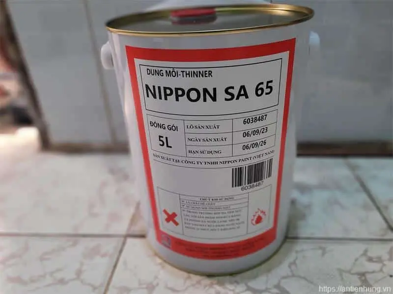 Dung Môi Pha Sơn Nippon Sa 65 Thùng 5 Lít