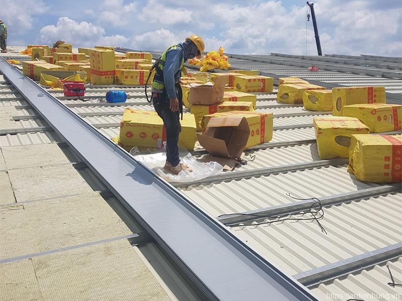 DRAGON Rooftop - cách nhiệt mái nhà kết cấu thép