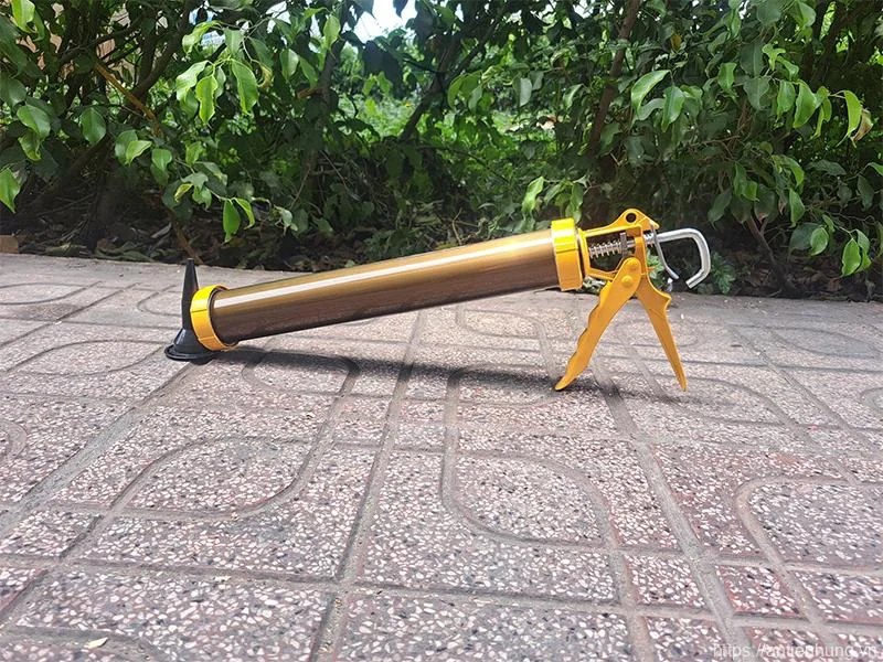 Súng bắn keo Sikaflex 140 Construction
