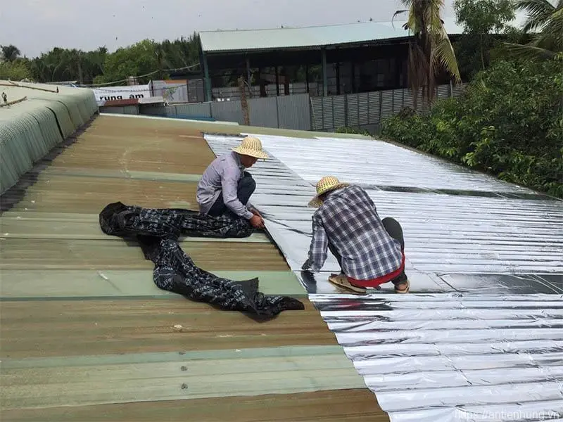 Chống Dột Mái Tôn Bằng Màng Keo Bitum Tự Dính Tại HCM