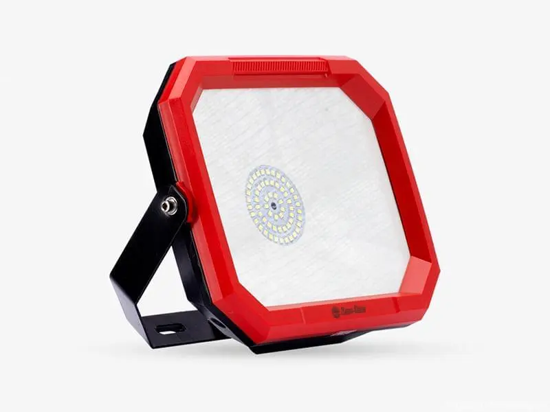 Đèn pha LED CP08