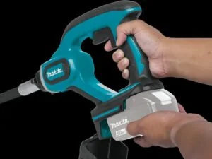 MÁY ĐẦM DÙI BÊ TÔNG DÙNG PIN MAKITA VR003CZ (52MM/1.5M) (Không kèm pin, sạc)