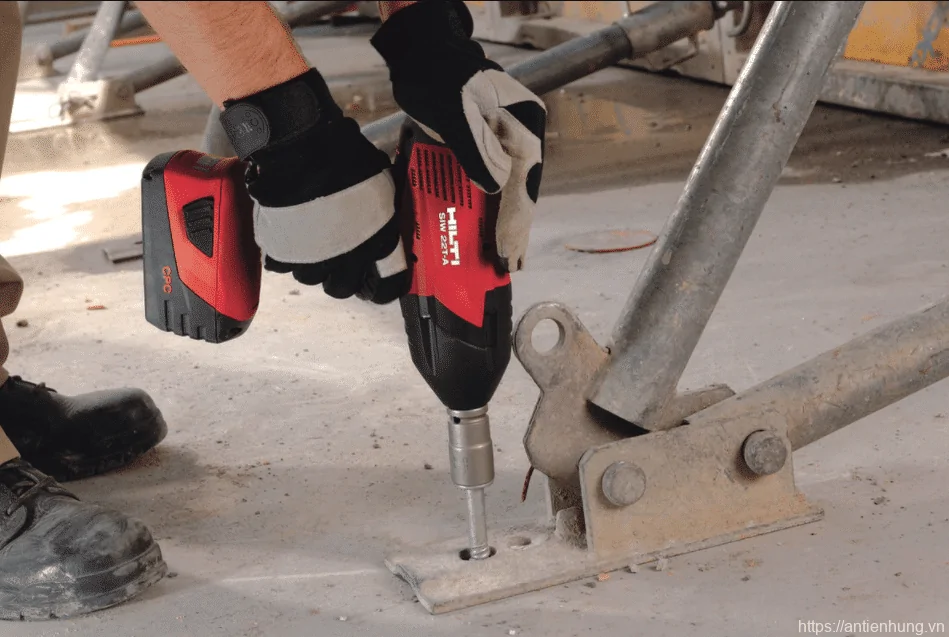 THI CÔNG HILTI SIW 22T-A