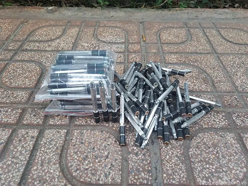 Kim Bơm Keo C10 kích thước 10mm x 100mm