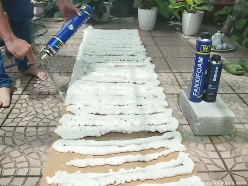 Hình ảnh thi công Fanxifoam Pu Foam