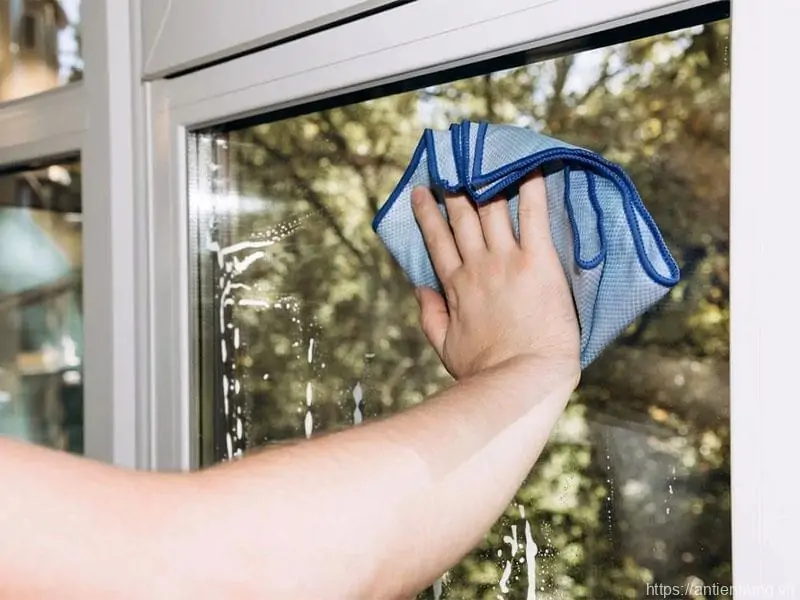 Những Điều Cần Lưu Ý Khi Sử Dụng Keo Dán Silicone