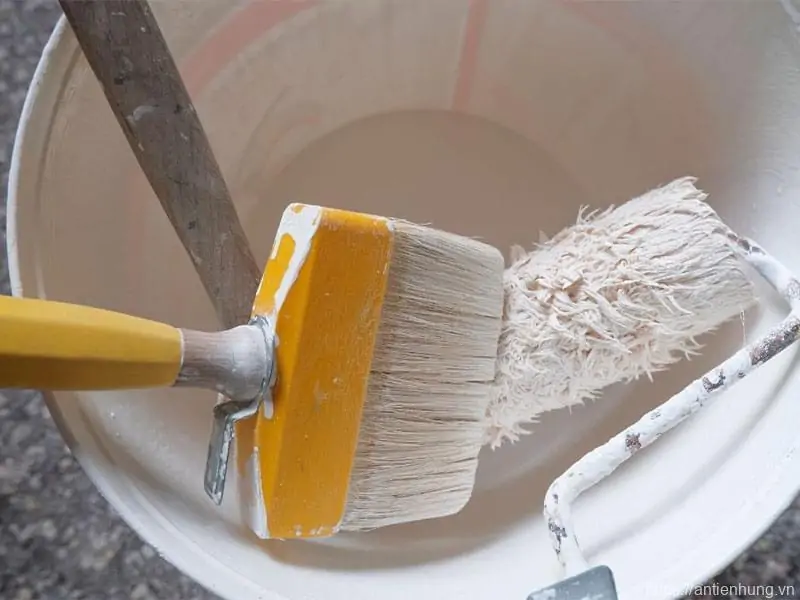 Những cách có thể xử lý khi thùng sơn khô